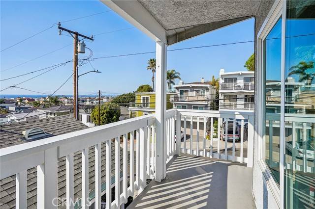 Hermosa Beach, CA 90254,938 3rd Street