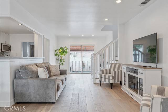 Culver City, CA 90230,5215 Emporia Avenue