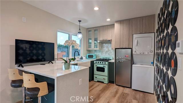 Hawthorne, CA 90250,4819 W 137th Street #B