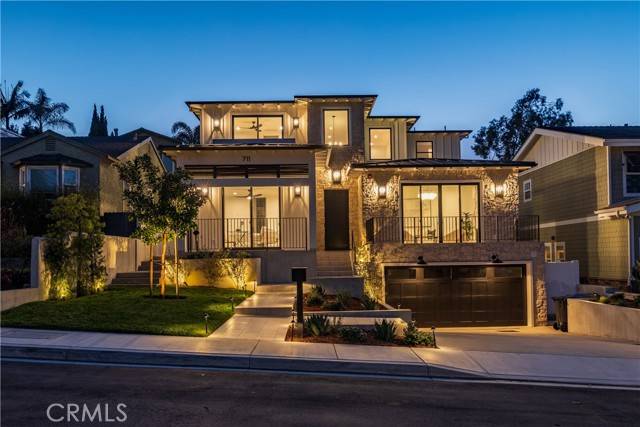 Manhattan Beach, CA 90266,711 N Dianthus Street