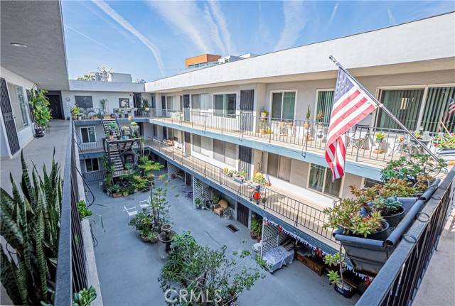 Long Beach, CA 90802,120 Alamitos Avenue #36