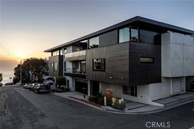 Manhattan Beach, CA 90266,405 26th Street