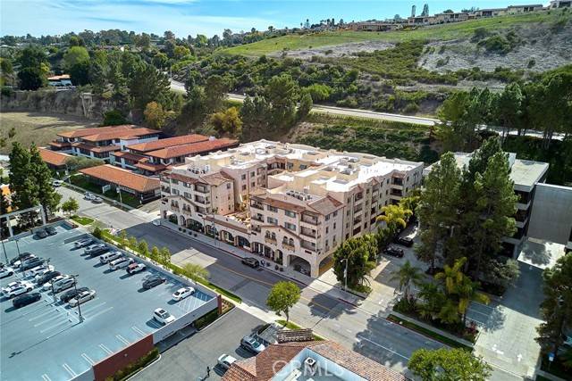 Palos Verdes Peninsula, CA 90274,627 Deep Valley Drive #P605