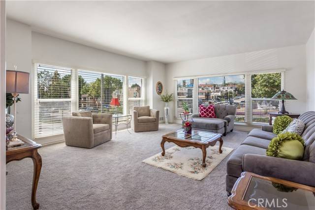 San Pedro, CA 90731,990 W 9th Street