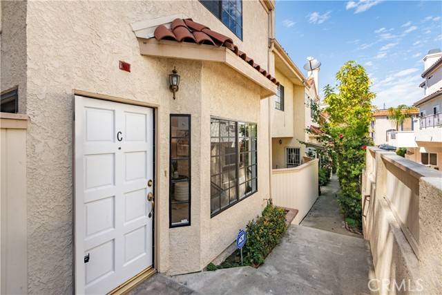 Redondo Beach, CA 90278,2008 Mathews Avenue #C