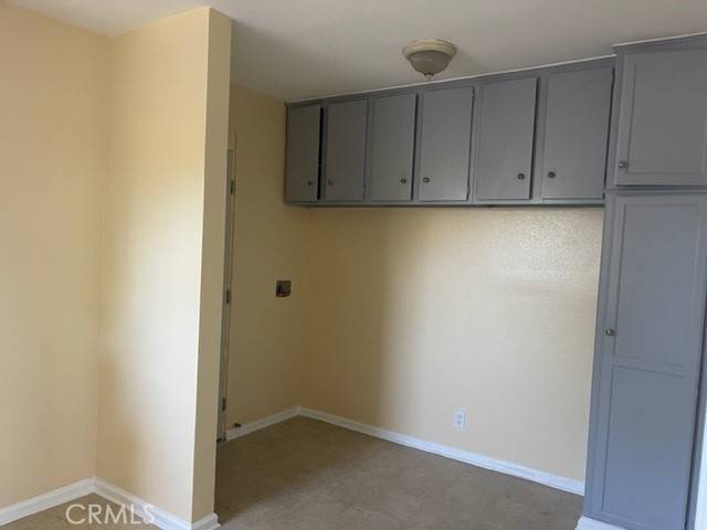 Los Angeles, CA 90059,10807 Compton Avenue