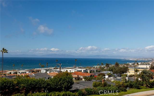 Redondo Beach, CA 90277,424 Palos Verdes Boulevard