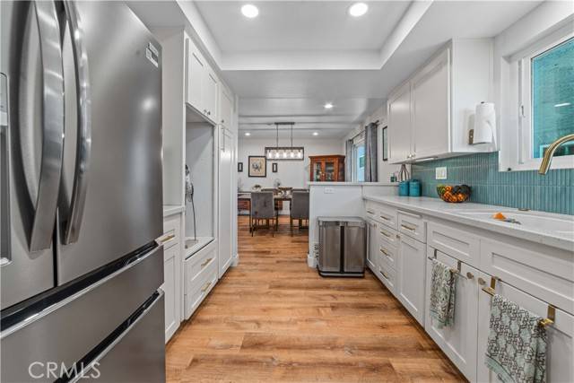 Redondo Beach, CA 90278,1910 Grant Ave #4