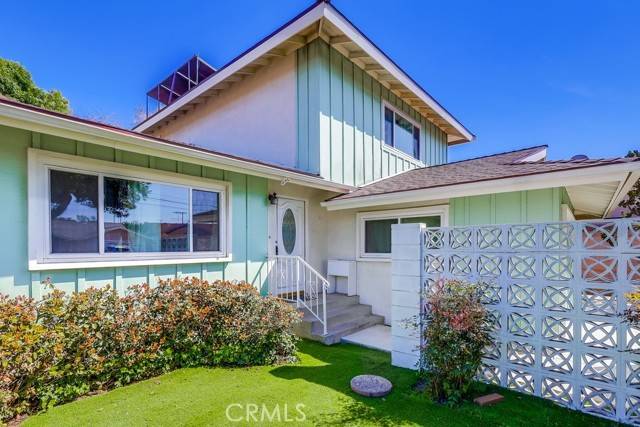 Torrance, CA 90501,23914 Walnut Street