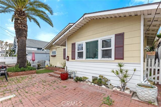 Hermosa Beach, CA 90254,2054 Palm Drive