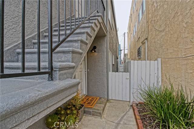 Hermosa Beach, CA 90254,131 27th Street