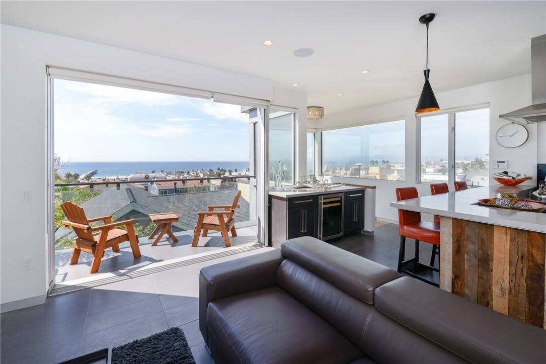 Hermosa Beach, CA 90254,1204 Monterey Boulevard