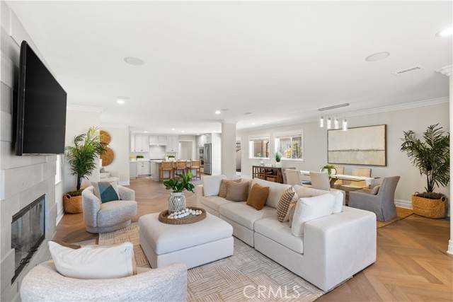 Hermosa Beach, CA 90254,668 Longfellow Avenue