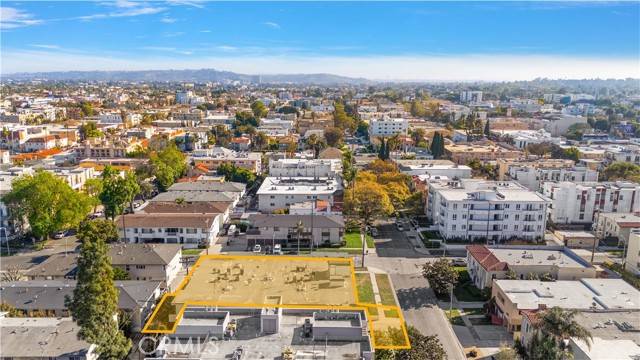 Los Angeles, CA 90035,858 S Shenandoah Street