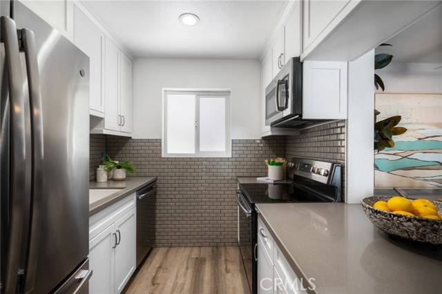 Hermosa Beach, CA 90254,15 15th Street #6