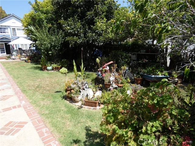 Redondo Beach, CA 90277,218 N Broadway