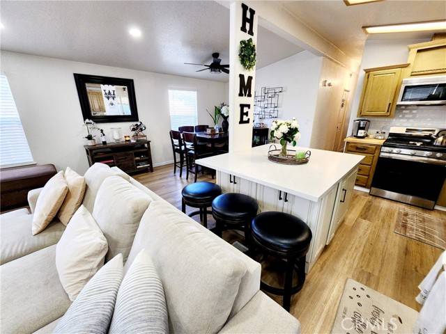 Torrance, CA 90501,24200 Walnut #22