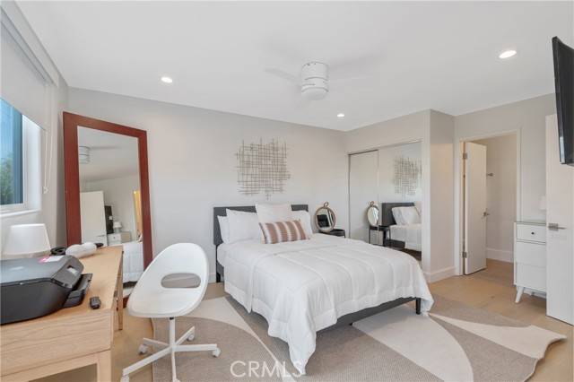 Marina Del Rey, CA 90292,30 Reef Street #3