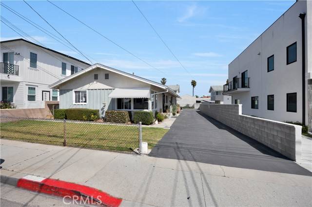 Redondo Beach, CA 90278,2319 Vanderbilt Lane