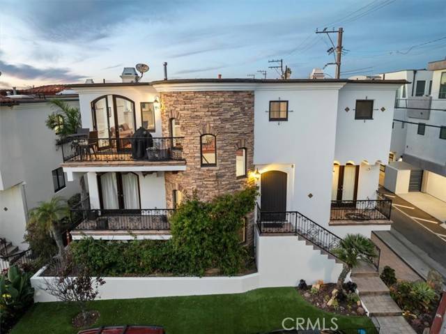 Manhattan Beach, CA 90266,3101 Vista Dr