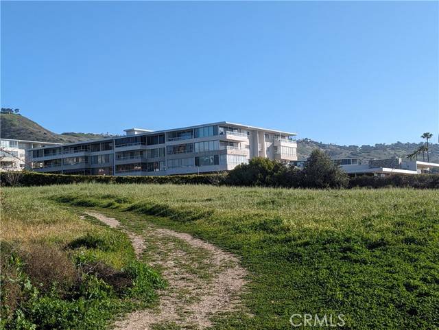 Rancho Palos Verdes, CA 90275,32859 Seagate Drive #208