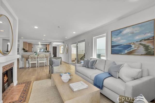 Redondo Beach, CA 90277,700 Esplanade #5
