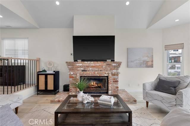 Redondo Beach, CA 90278,1727 Spreckels Lane