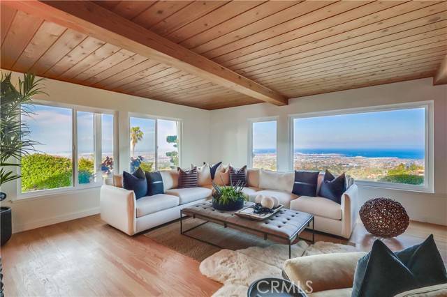 Rancho Palos Verdes, CA 90275,2978 Crownview Drive