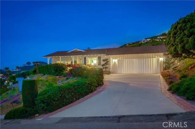 Rancho Palos Verdes, CA 90275,2978 Crownview Drive
