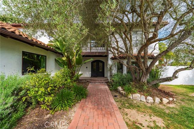 Rolling Hills Estates, CA 90274,23 Country Meadow Road