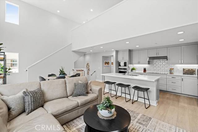 Redondo Beach, CA 90278,2902 Foundry Court