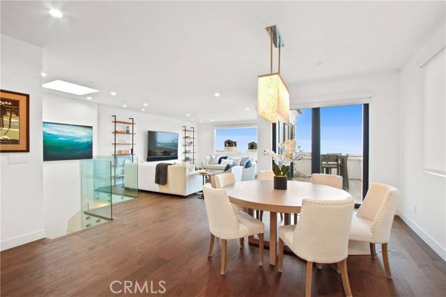 Manhattan Beach, CA 90266,2215 Bayview Drive
