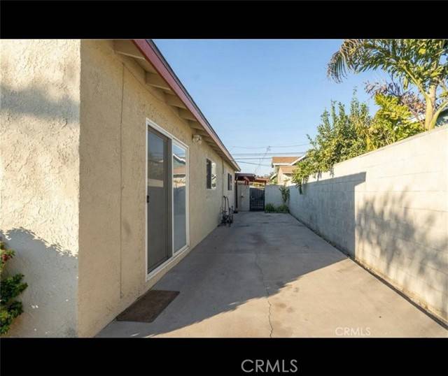 Wilmington, CA 90744,1119 E M Street