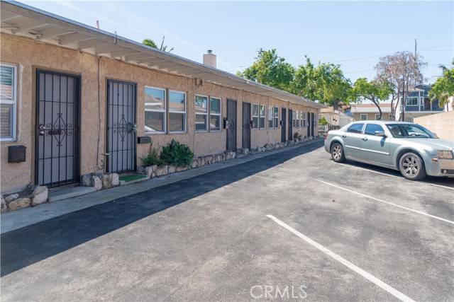 Lawndale, CA 90260,15006 Kingsdale Avenue