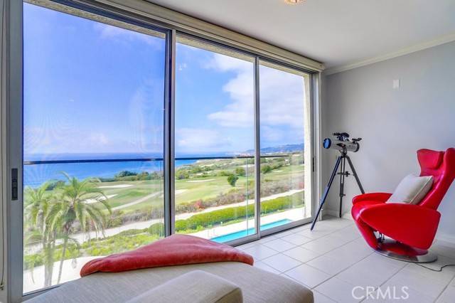 Rancho Palos Verdes, CA 90275,3200 La Rotonda Drive #311