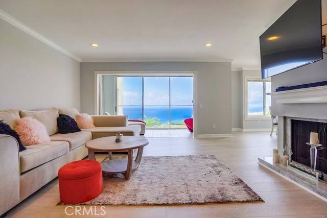 Rancho Palos Verdes, CA 90275,3200 La Rotonda Drive #311