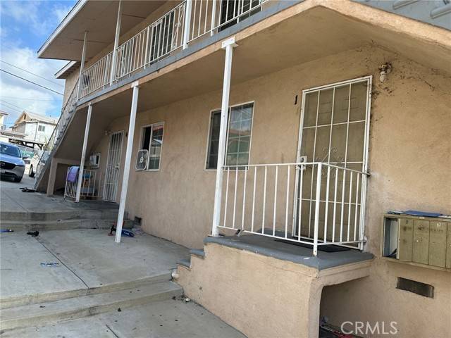 Los Angeles, CA 90063,3737 Whiteside St