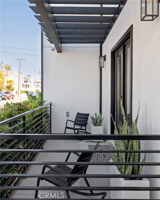 Hermosa Beach, CA 90254,305 Ardmore Avenue