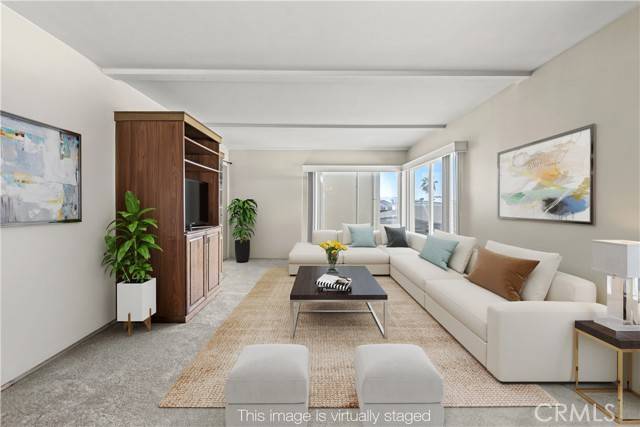 Manhattan Beach, CA 90266,132 1st Place