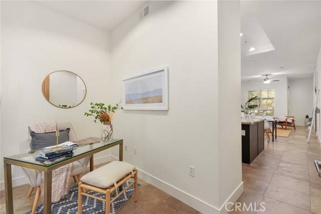 Playa Vista, CA 90094,12920 W Runway Road #121