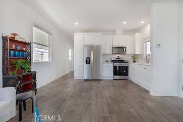 Lomita, CA 90717,26006 Oak #21