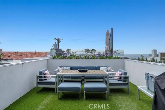 Hermosa Beach, CA 90254,1501 Monterey Boulevard