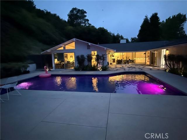 Rancho Palos Verdes, CA 90275,28715 Crestridge Road