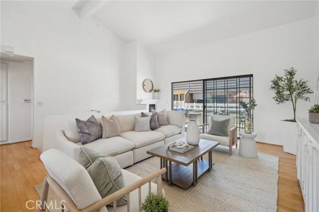 Redondo Beach, CA 90278,1924 Mathews Avenue #B