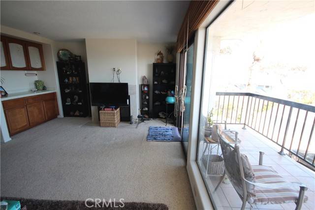 San Pedro, CA 90731,4041 Bluff Place #2