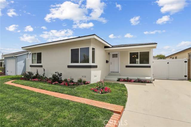 Torrance, CA 90503,902 Patronella Avenue