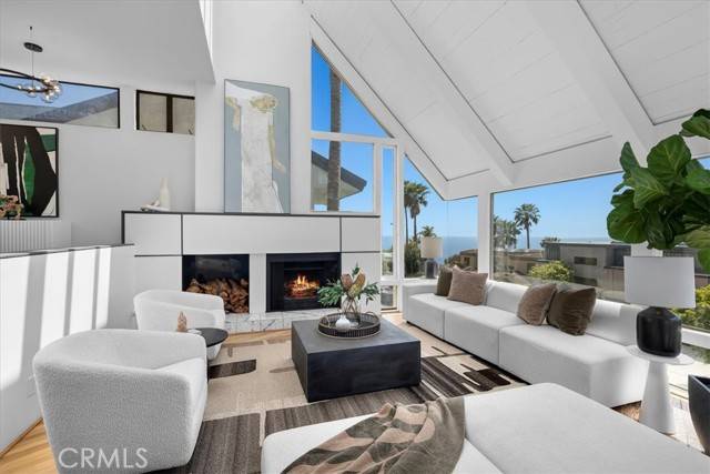 Laguna Beach, CA 92651,741 Marlin
