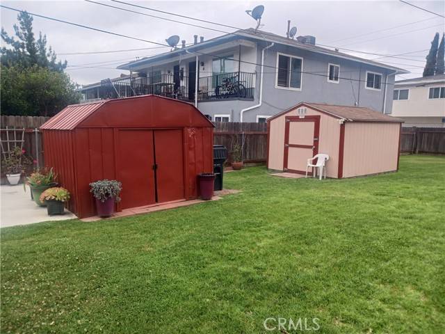 Inglewood, CA 90301,609 S Flower Street