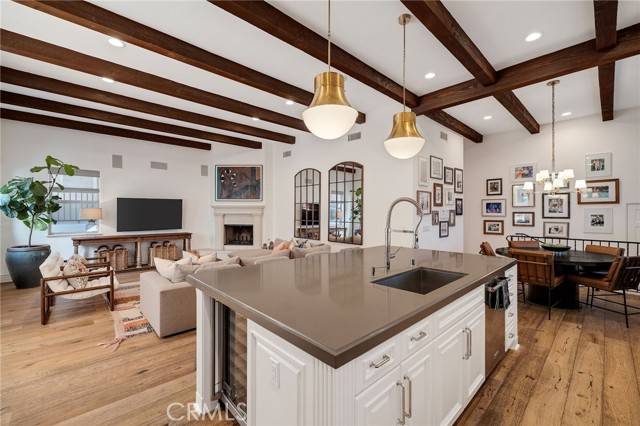Manhattan Beach, CA 90266,737 35th Street