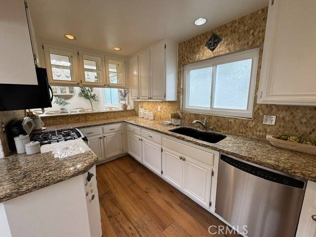 Hermosa Beach, CA 90254,854 Cypress Avenue